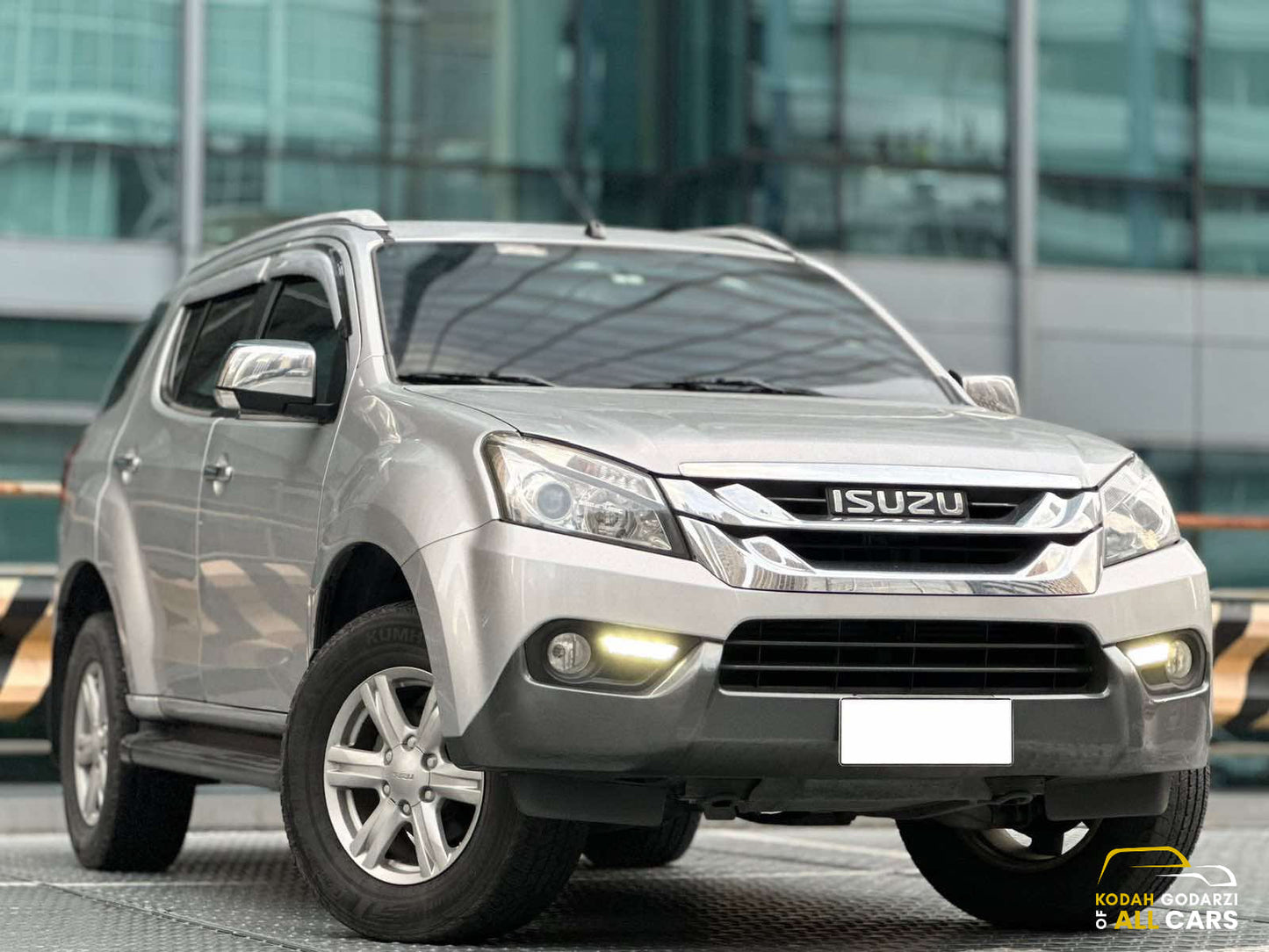 2016 Isuzu MUX 3.0 LSA 4x2, Automatic, Diesel