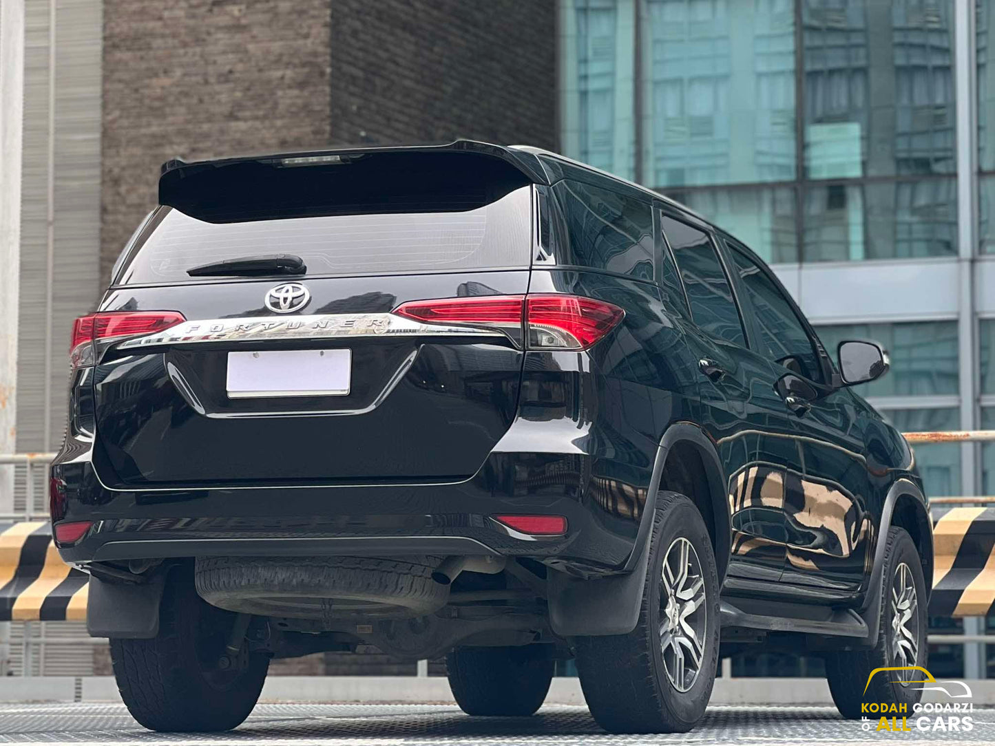 2016 Toyota Fortuner G, Automatic, Diesel