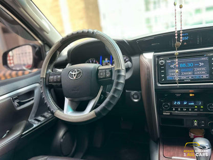 2018 Toyota Fortuner V 4x2, Automatic, Diesel