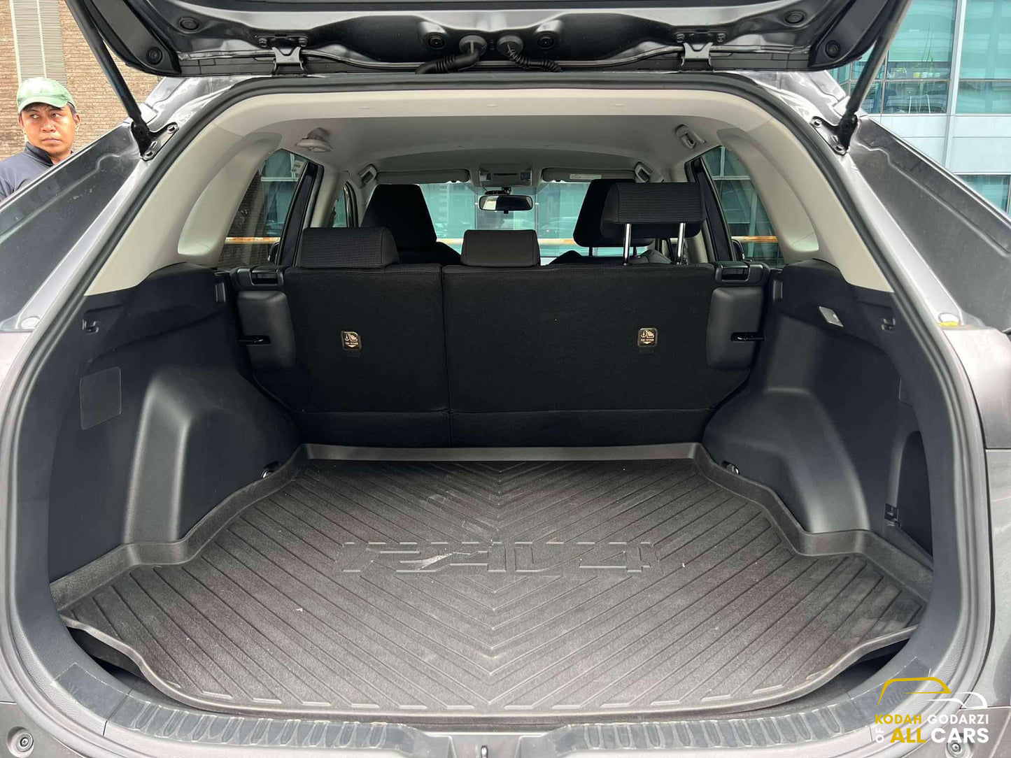 2019 Toyota Rav4 2.5 LE 4x2, Automatic, Gas