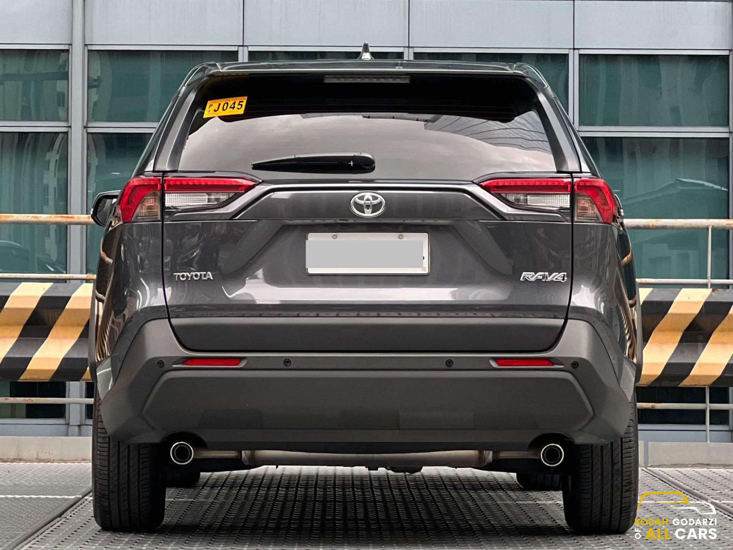 2019 Toyota Rav4 2.5 LE 4x2, Automatic, Gas