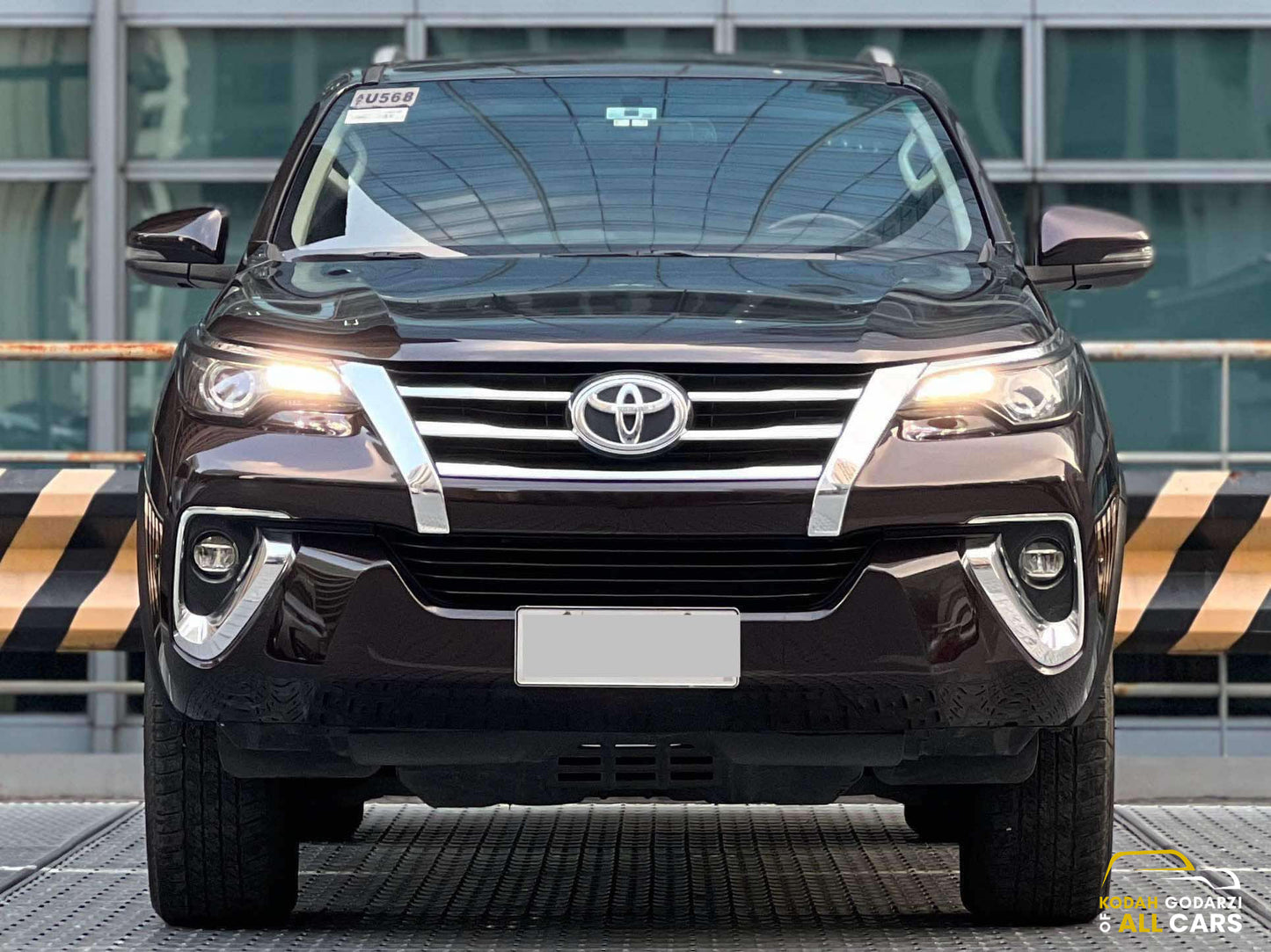 2018 Toyota Fortuner 4x2 V, Automatic, Diesel