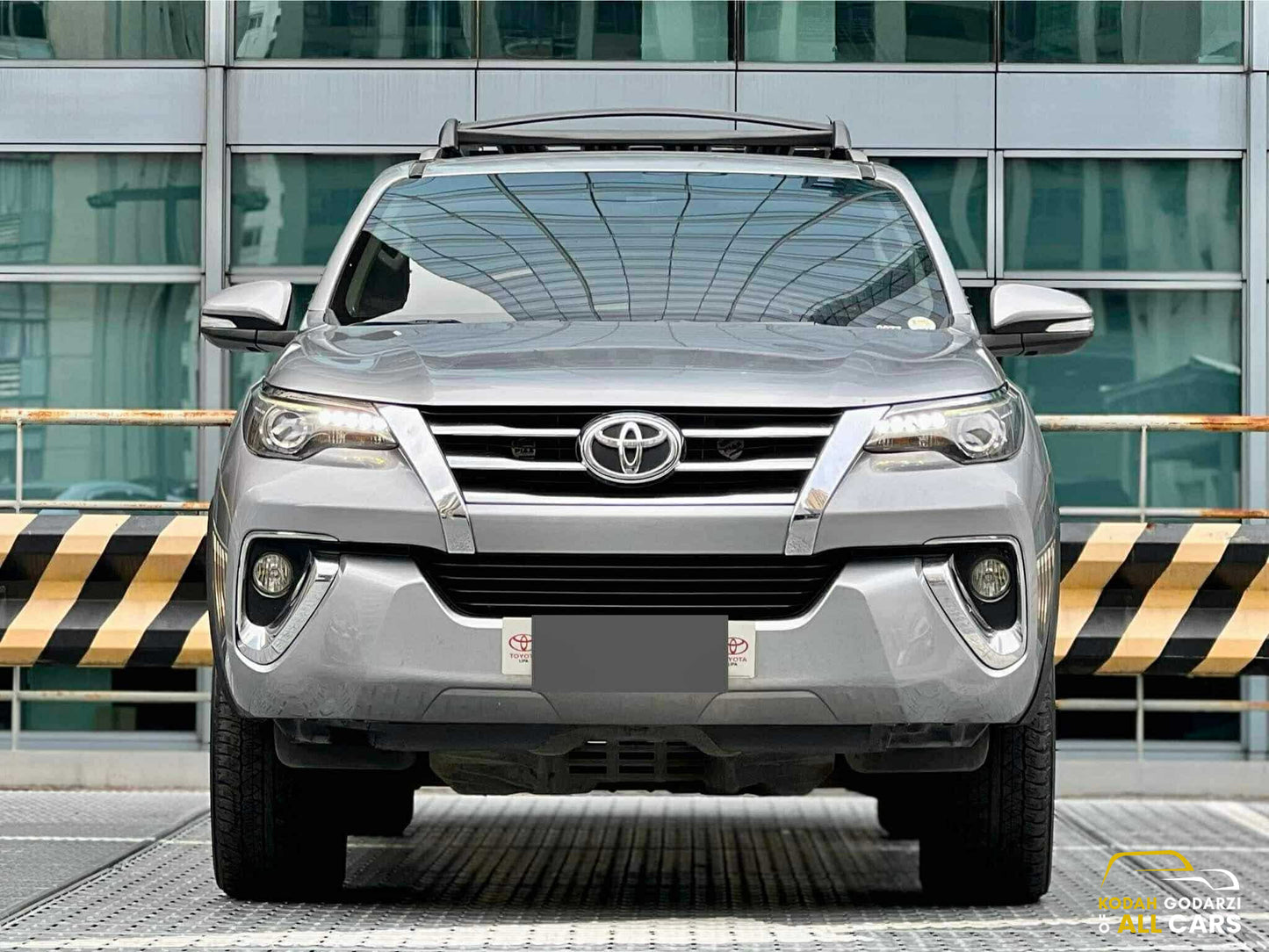 2016 Toyota Fortuner 4x2 V, Automatic, Diesel