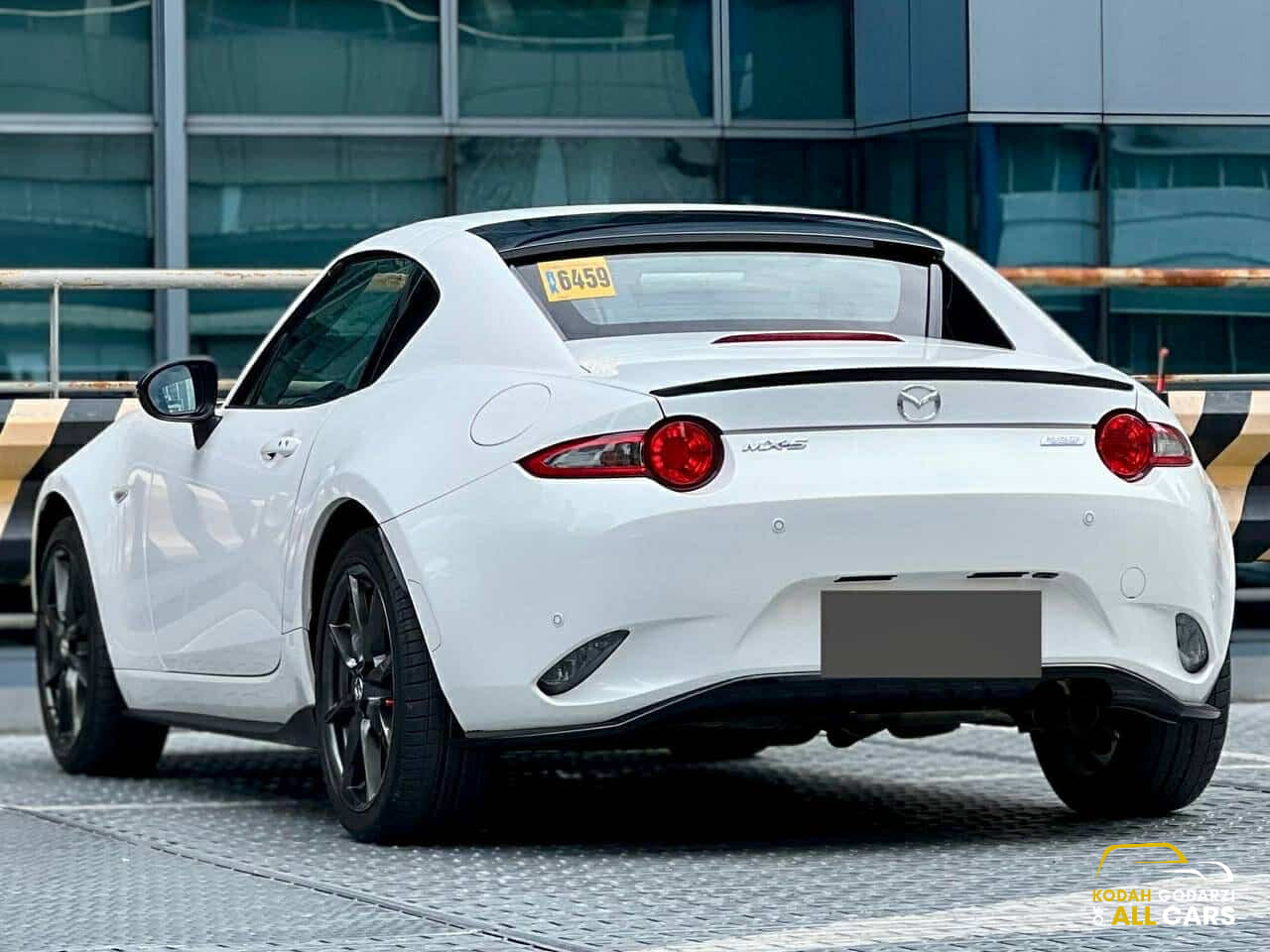 2017 Mazda MX5 Miata RF Hard Top, Automatic, Gas