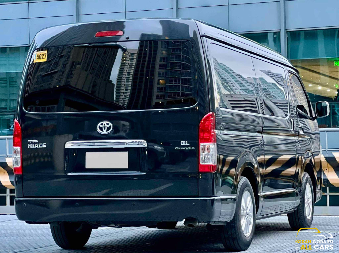 2017 Toyota Hiace GL Grandia 3.0, Automatic, Diesel