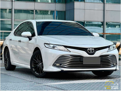 2019 Toyota Camry 2.5 V, Automatic, Gas