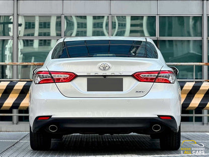 2019 Toyota Camry 2.5 V, Automatic, Gas