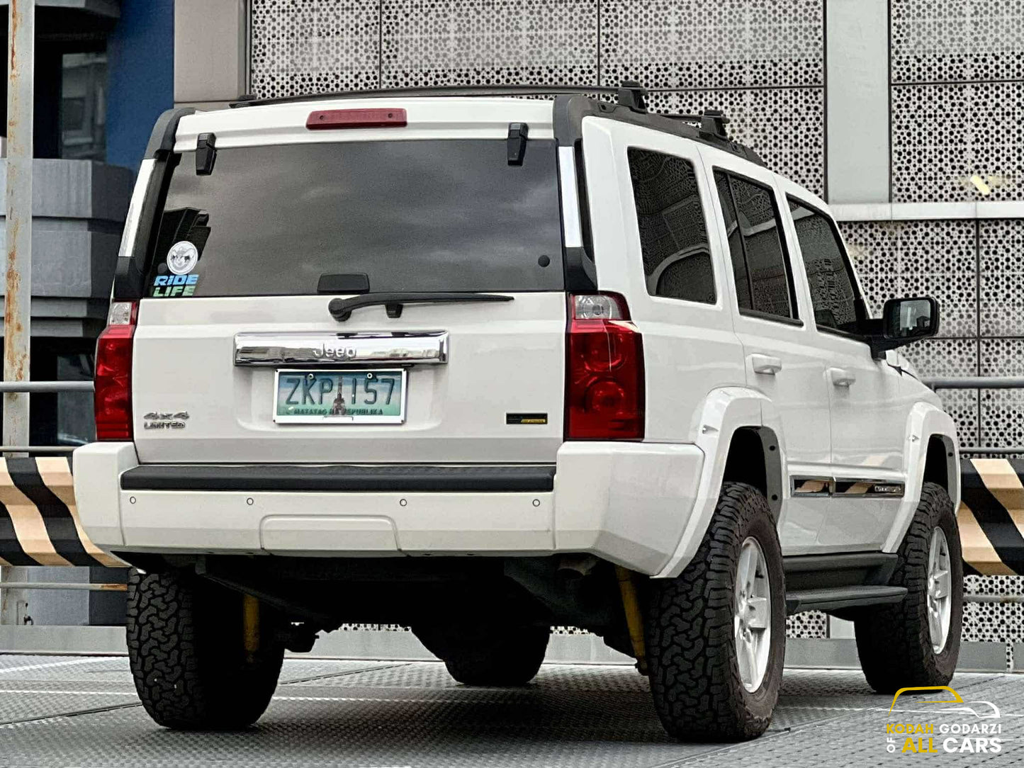 2007 Jeep Commander 4.8 4x4, Automatic, Gas