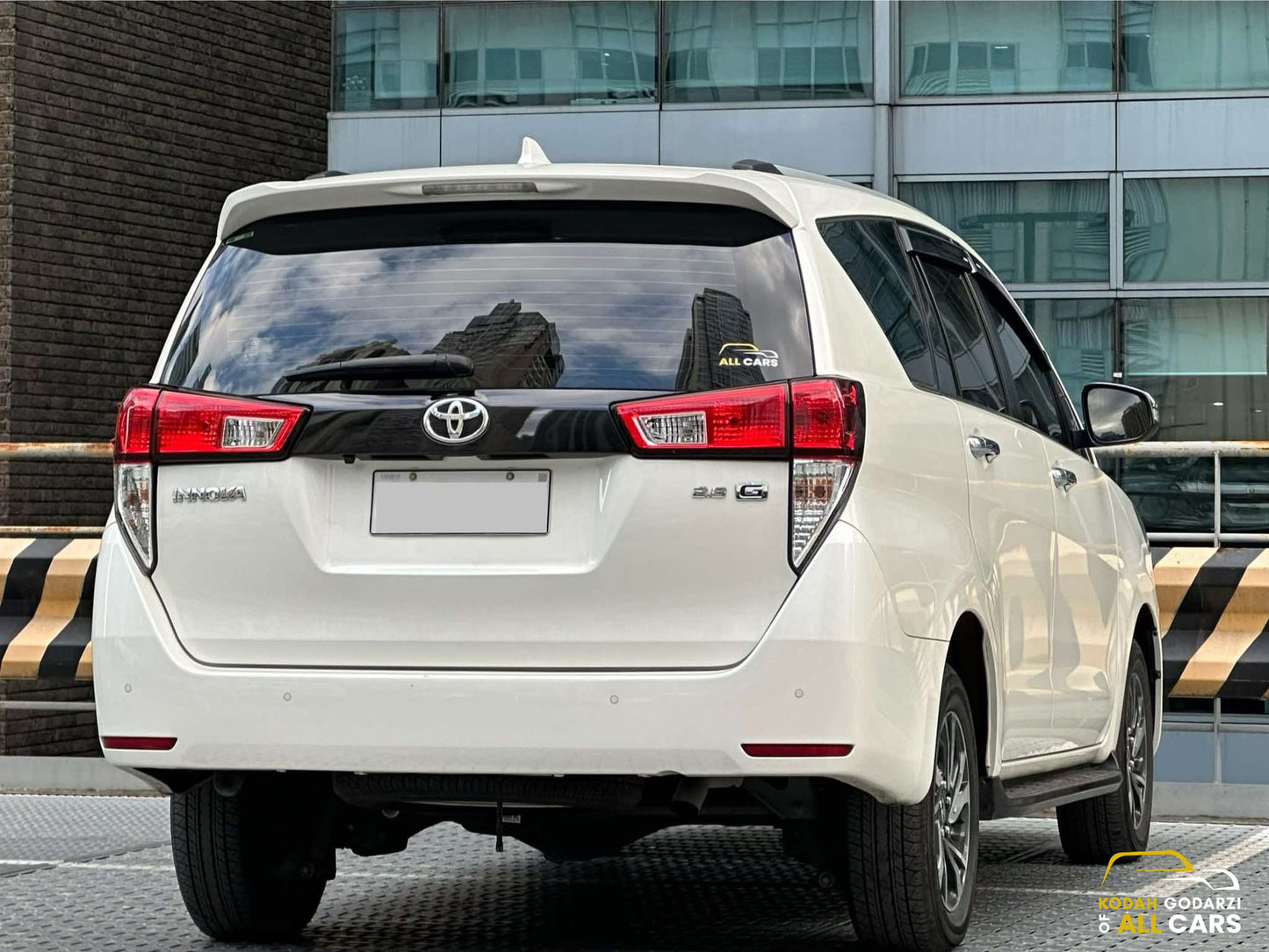 2022 Toyota Innova 2.8 G, Automatic, Diesel