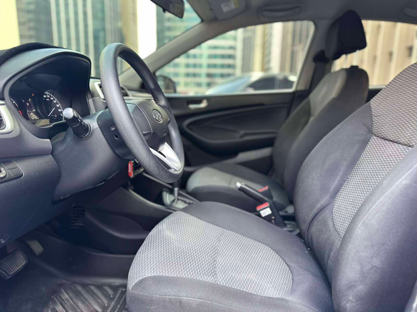 2019 Hyundai Reina 1.4 GL, Automatic, Gas