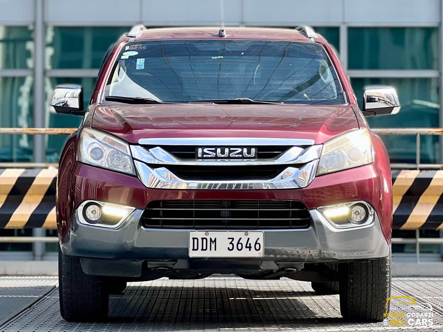 2016 Isuzu MUX LSA 4x2 3.0, Automatic, Diesel