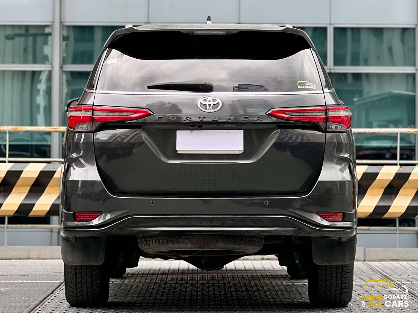 2017 Toyota Fortuner G, Manual, Diesel