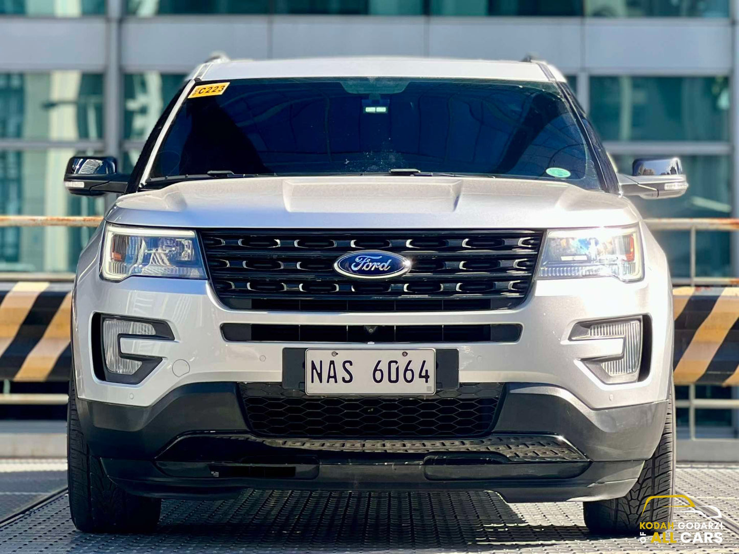 2017 Ford Explorer 4x4 3.5, Automatic, Gas