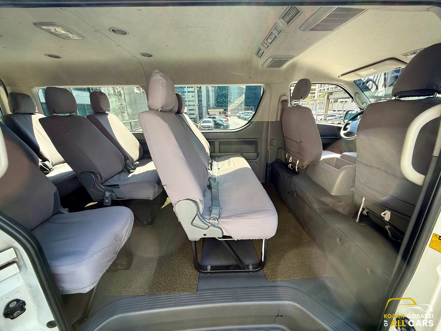 2008 Toyota Hiace Grandia 2.5 GL, Manual, Diesel