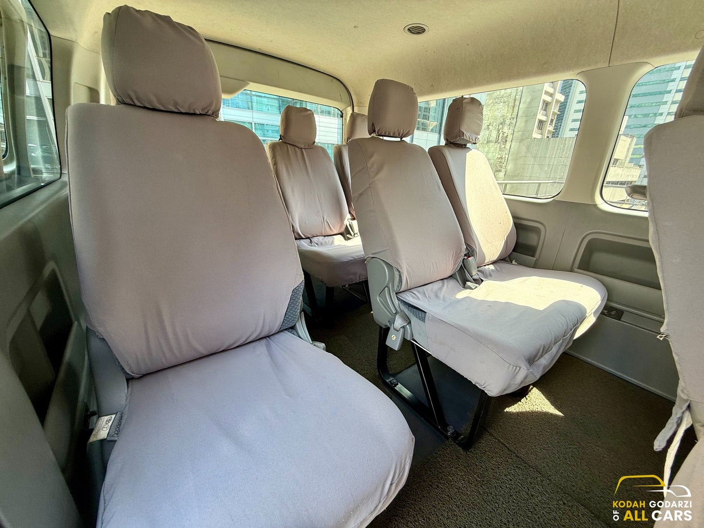 2008 Toyota Hiace Grandia 2.5 GL, Manual, Diesel