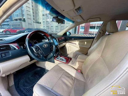 2013 Toyota Camry 2.5 V, Automatic, Gas