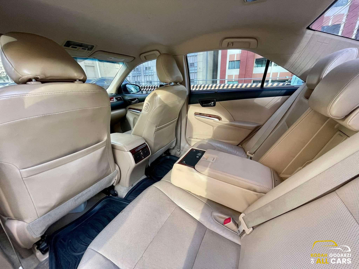 2013 Toyota Camry 2.5 V, Automatic, Gas