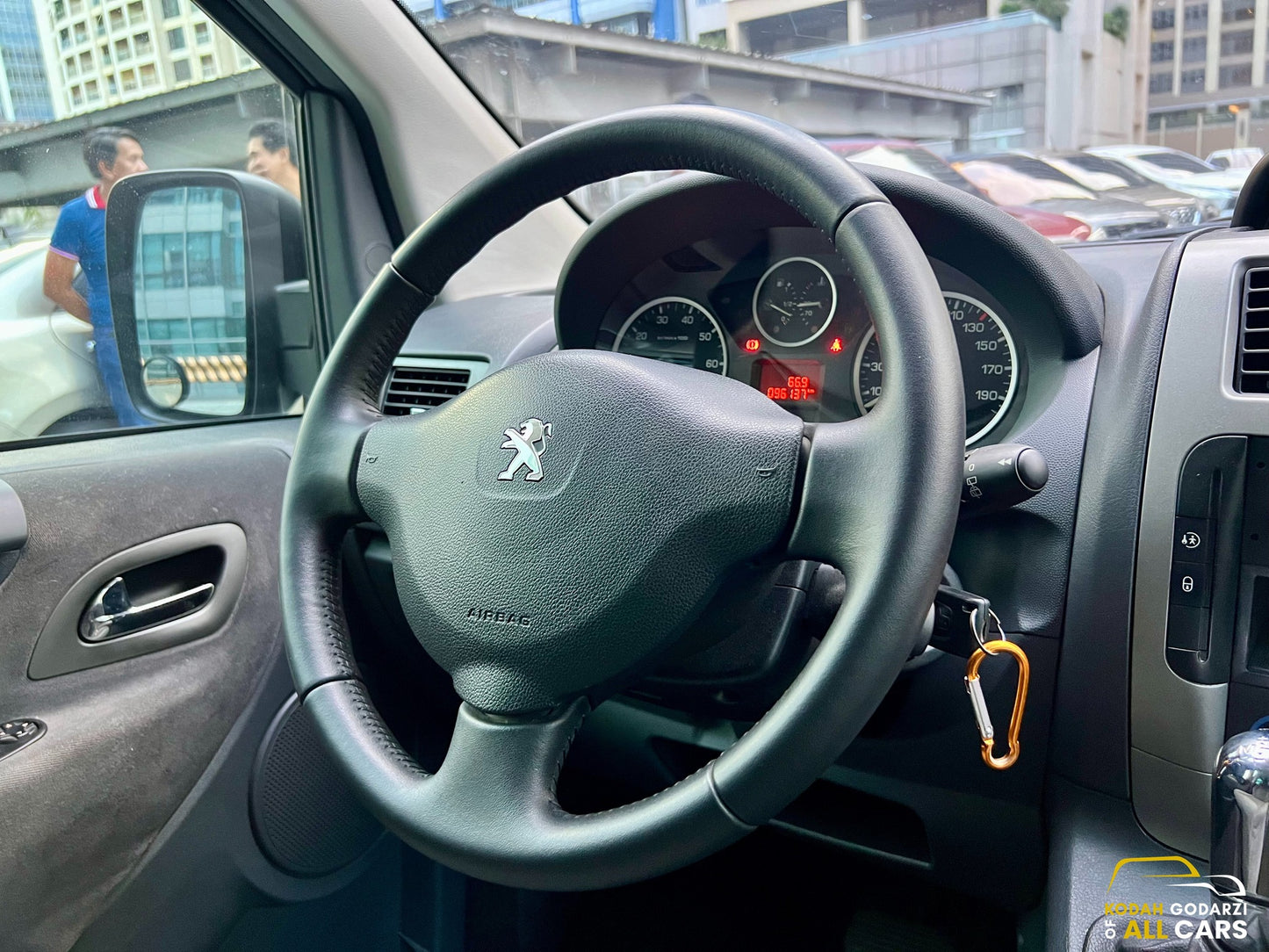 2015 Peugeot Expert Teepee 2.0, Automatic, Diesel