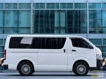 2023 Toyota Hiace Commuter 3.0, Manual, Diesel