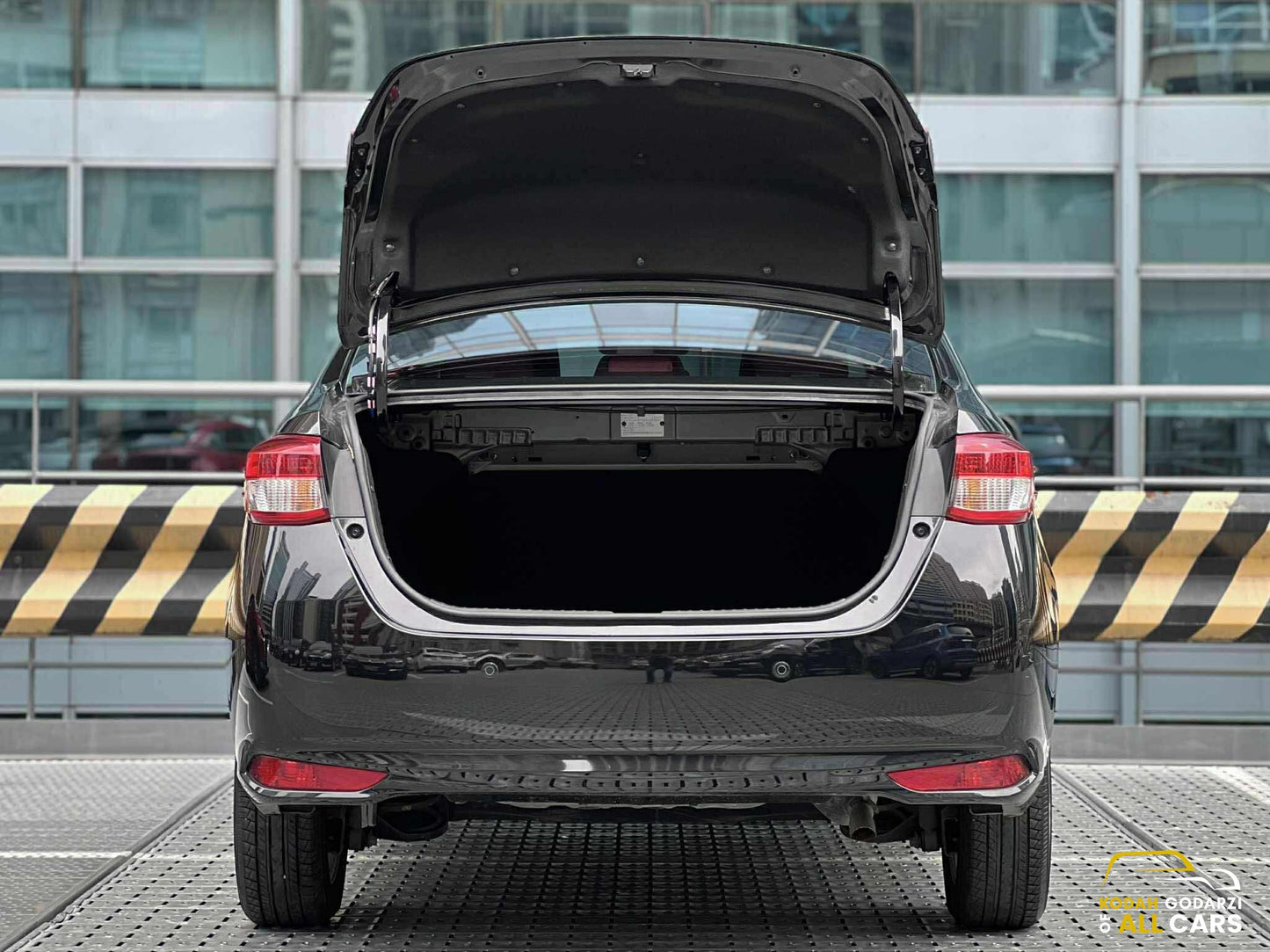 2024 Toyota Vios XLE, Automatic, Gas