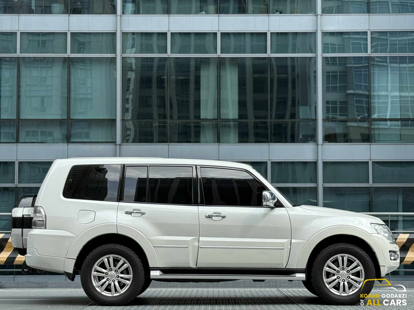 2015 Mitsubishi Pajero 3.2 GLS 4x4, Automatic, Diesel