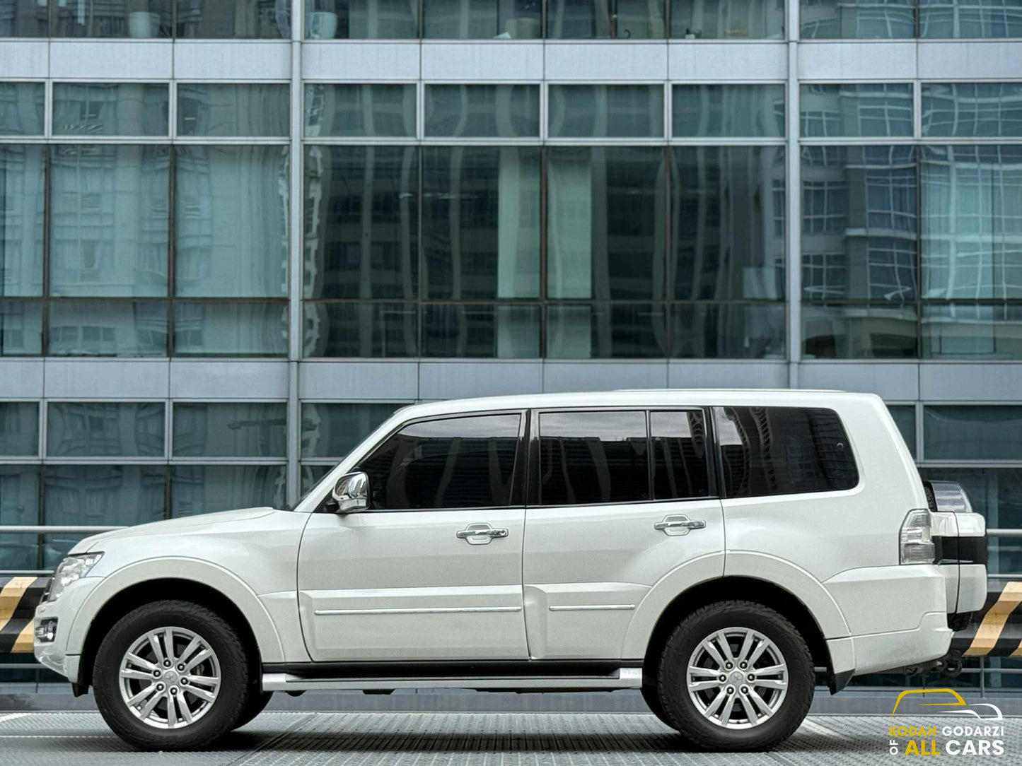 2015 Mitsubishi Pajero 3.2 GLS 4x4, Automatic, Diesel