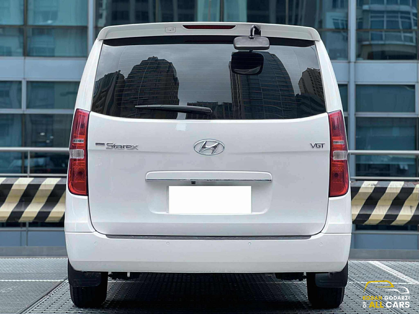 2017 Hyundai Grand Starex 2.5 Modern, Automatic, Diesel