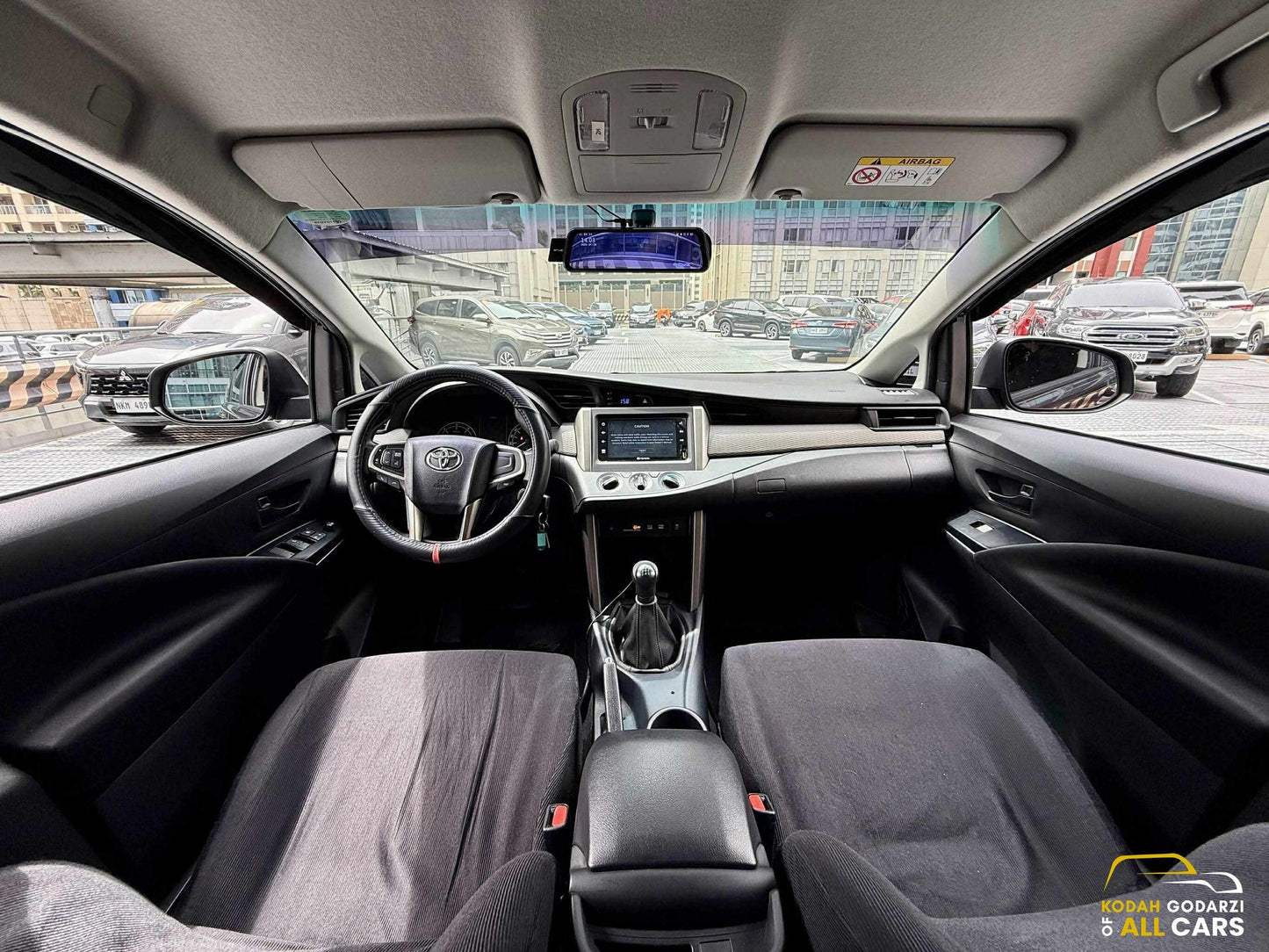 2022 Toyota Innova 2.8 E, Manual, Diesel