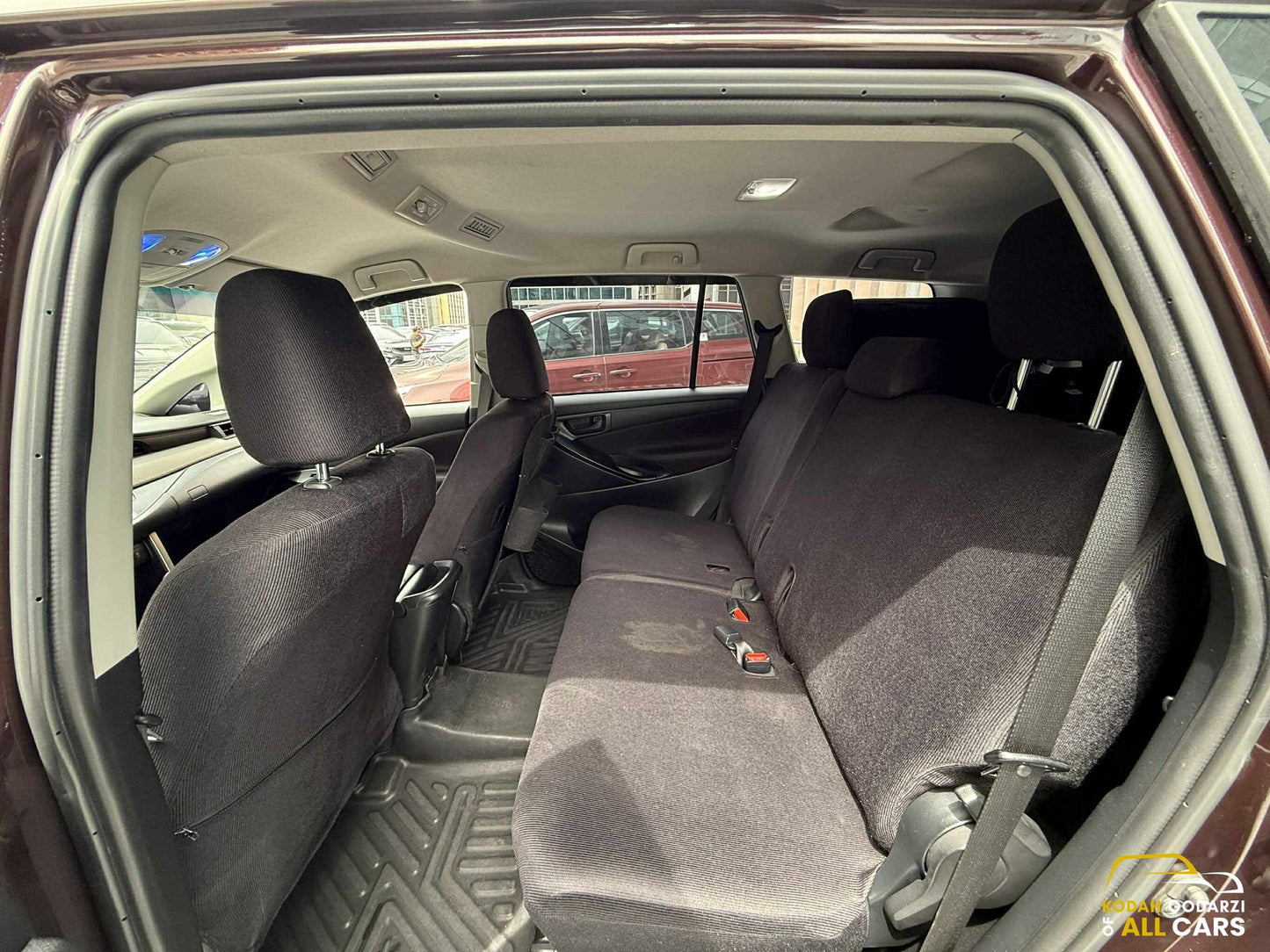 2022 Toyota Innova 2.8 E, Manual, Diesel