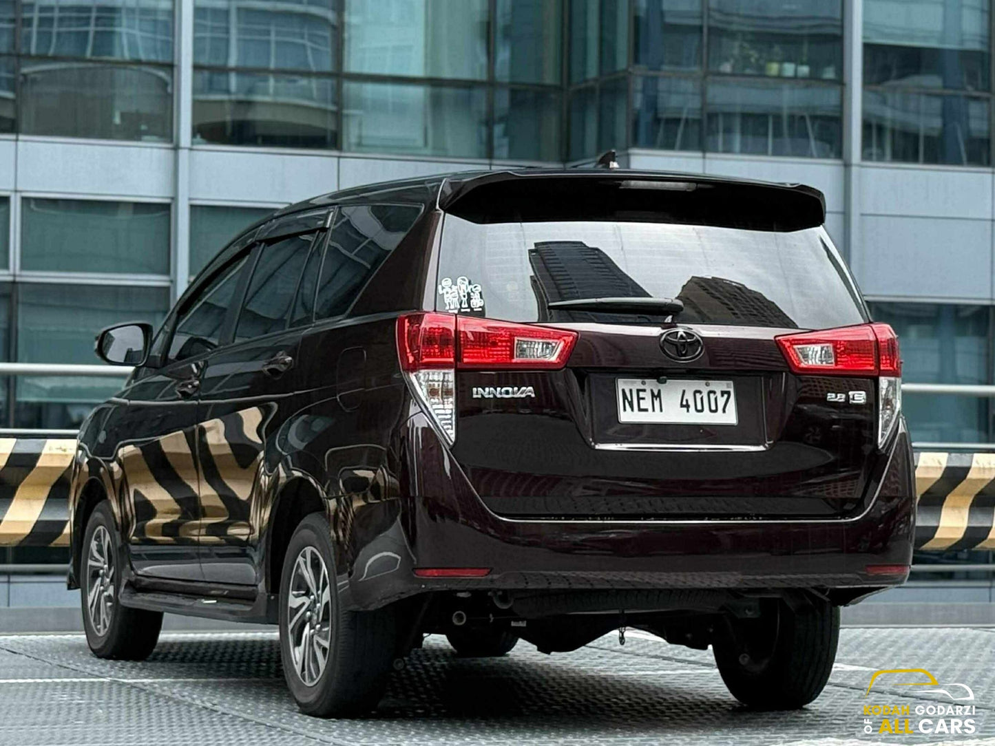 2022 Toyota Innova 2.8 E, Manual, Diesel