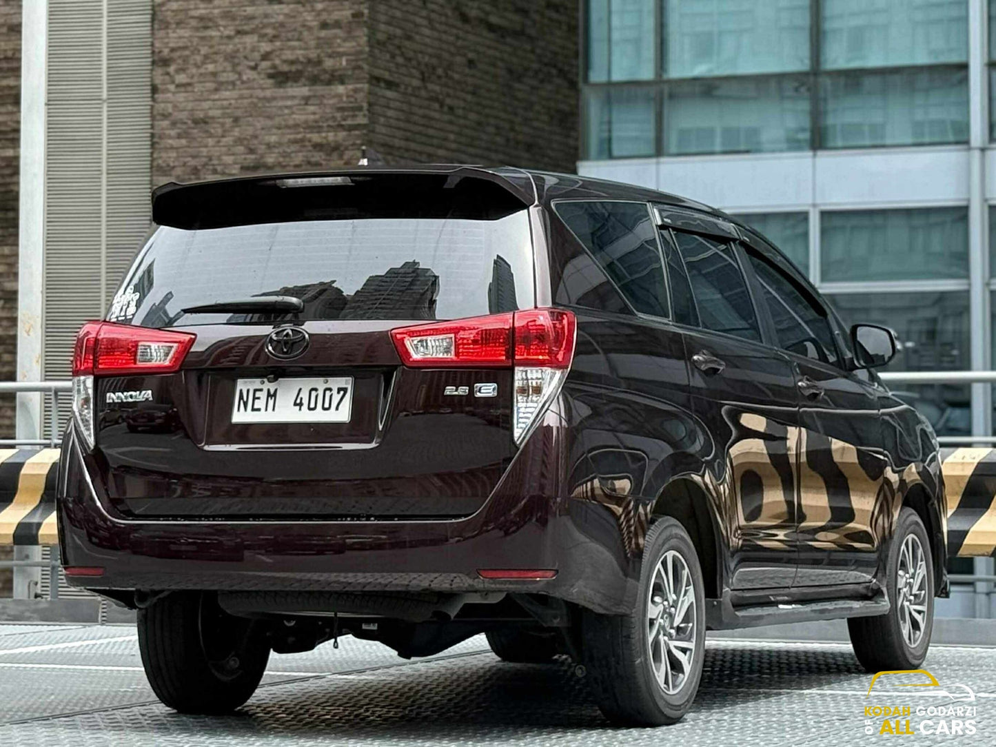 2022 Toyota Innova 2.8 E, Manual, Diesel