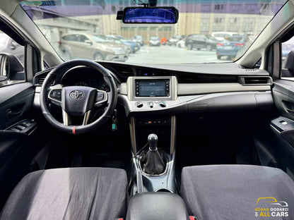 2022 Toyota Innova 2.8 E, Manual, Diesel
