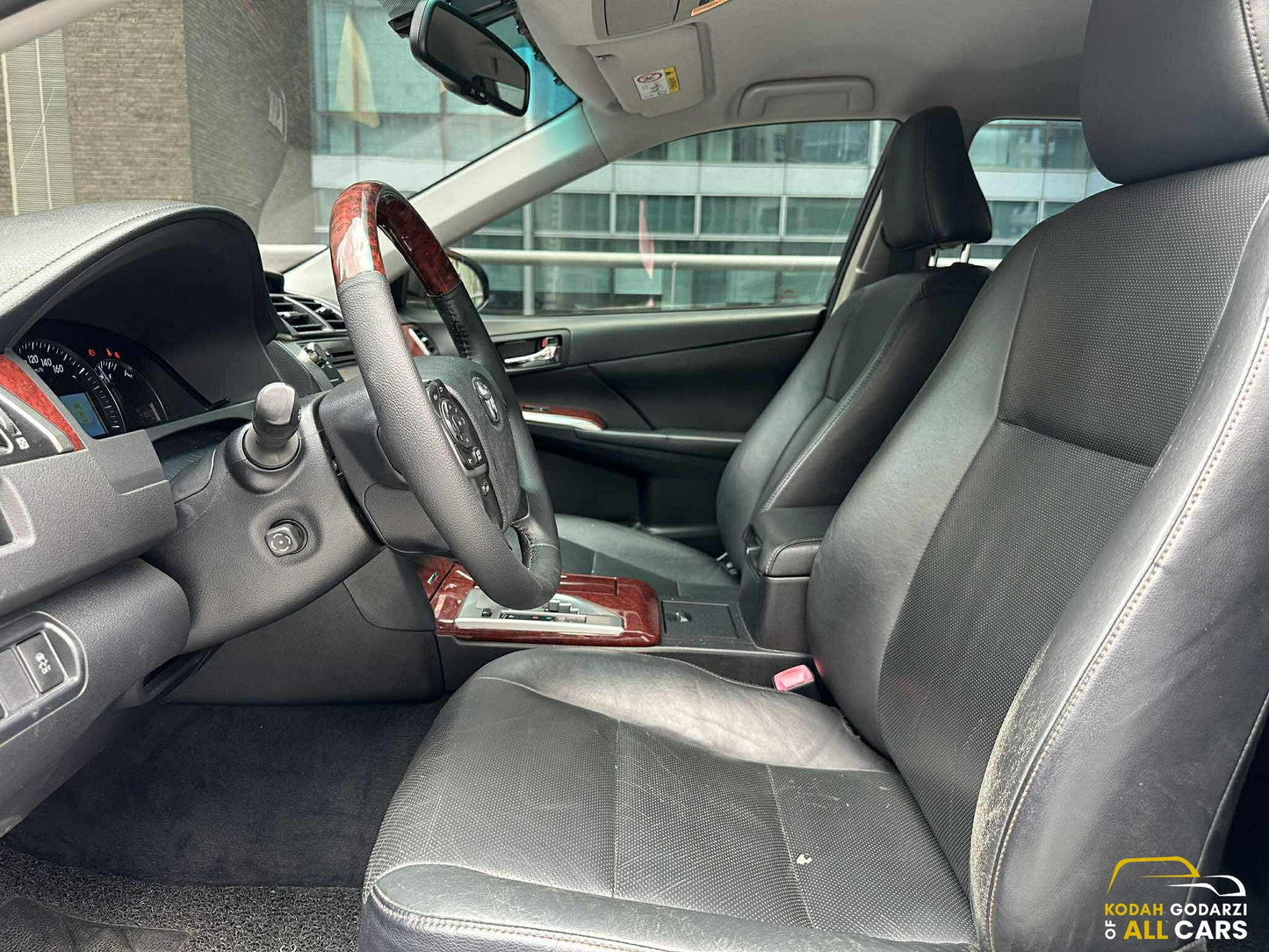 2013 Toyota Camry 3.5Q, Automatic, Gas