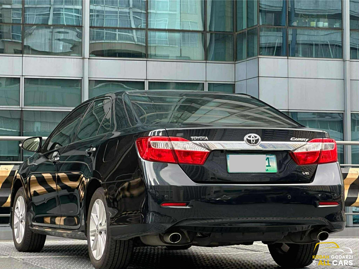 2013 Toyota Camry 3.5Q, Automatic, Gas