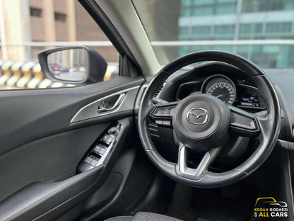 2018 Mazda 3 Hatchback 1.5 V, Automatic, Gas