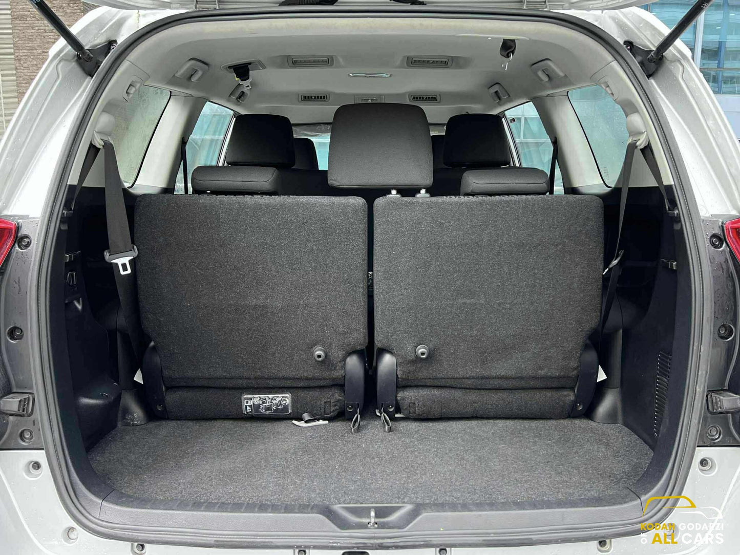 2018 Toyota Innova 2.8 J, Manual, Diesel