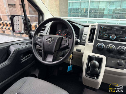 2019 Toyota Hiace Commuter Deluxe 2.8, Manual, Diesel