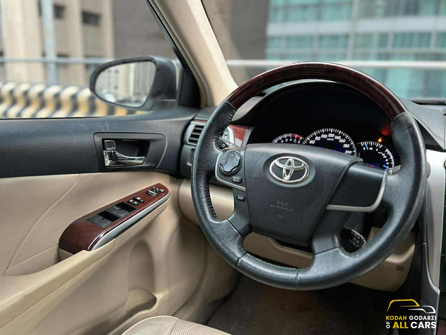 2013 Toyota Camry 2.5 V, Automatic, Gas