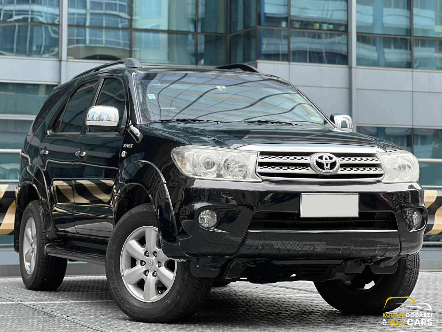 2009 Toyota Fortuner 2.7 G, Automatic, Gas