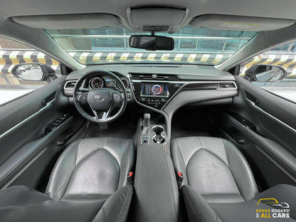 2020 Toyota Camry 2.5 V, Automatic, Gas
