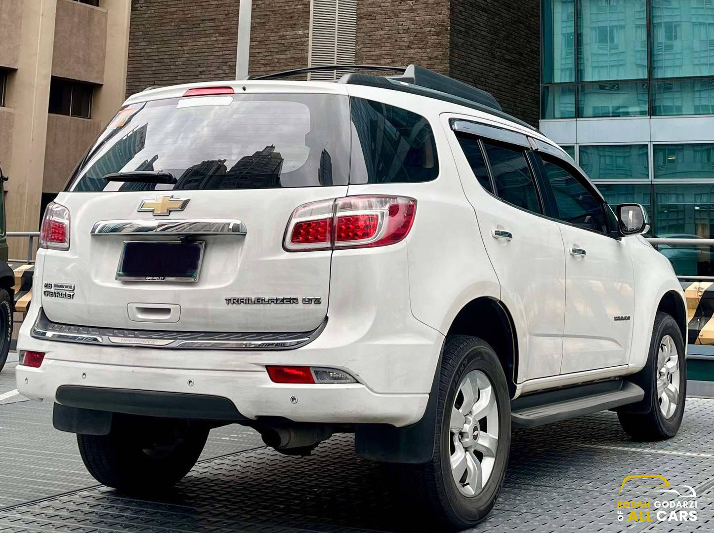 2013 Chevrolet Trailblazer 4x4 LTZ, Automatic, Diesel