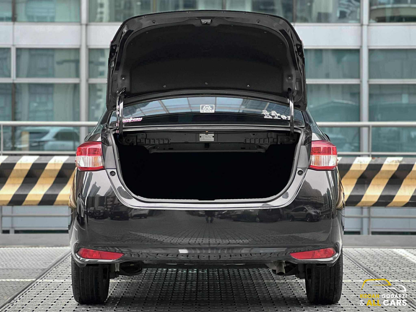 2021 Toyota Vios XLE, Manual, Gas