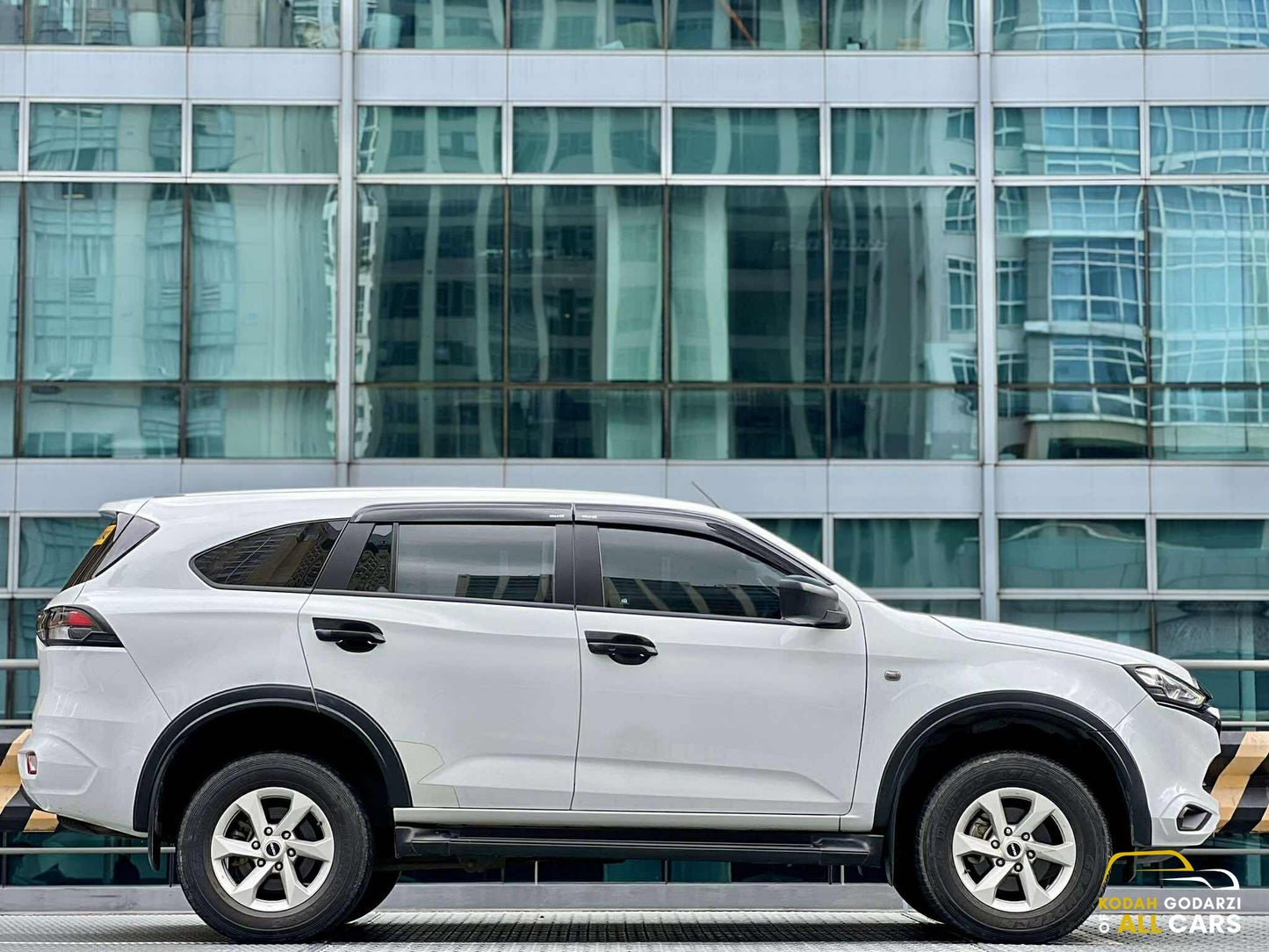 2024 Isuzu MUX 1.9 RZ4E LS 4x2, Automatic, Diesel