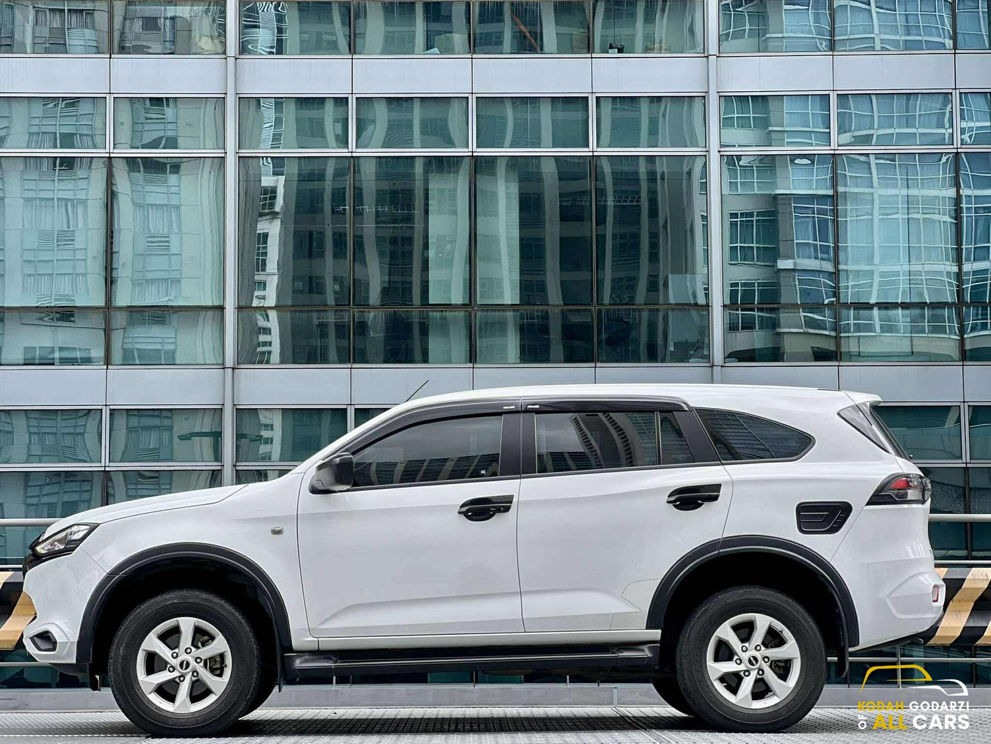 2024 Isuzu MUX 1.9 RZ4E LS 4x2, Automatic, Diesel