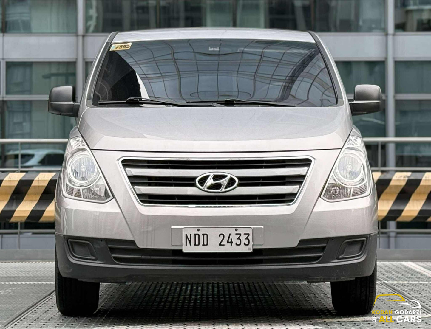 2016 Hyundai Grand Starex 2.5, Manual, Diesel