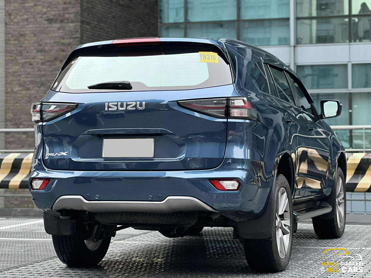 2024 Isuzu MUX 3.0 4x2 LS-E, Automatic, Diesel