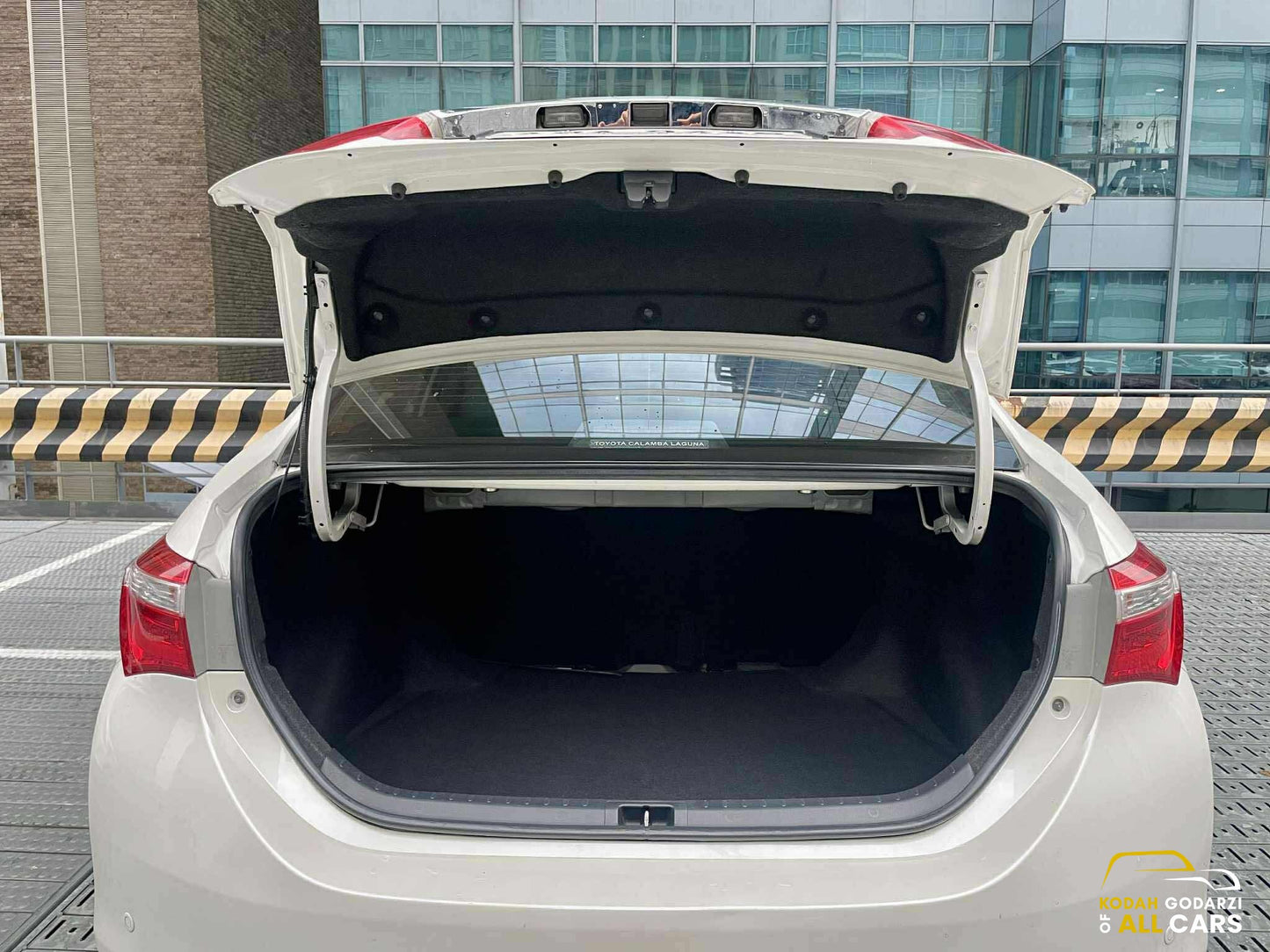 2015 Toyota Altis 1.6 V, Automatic, Gas