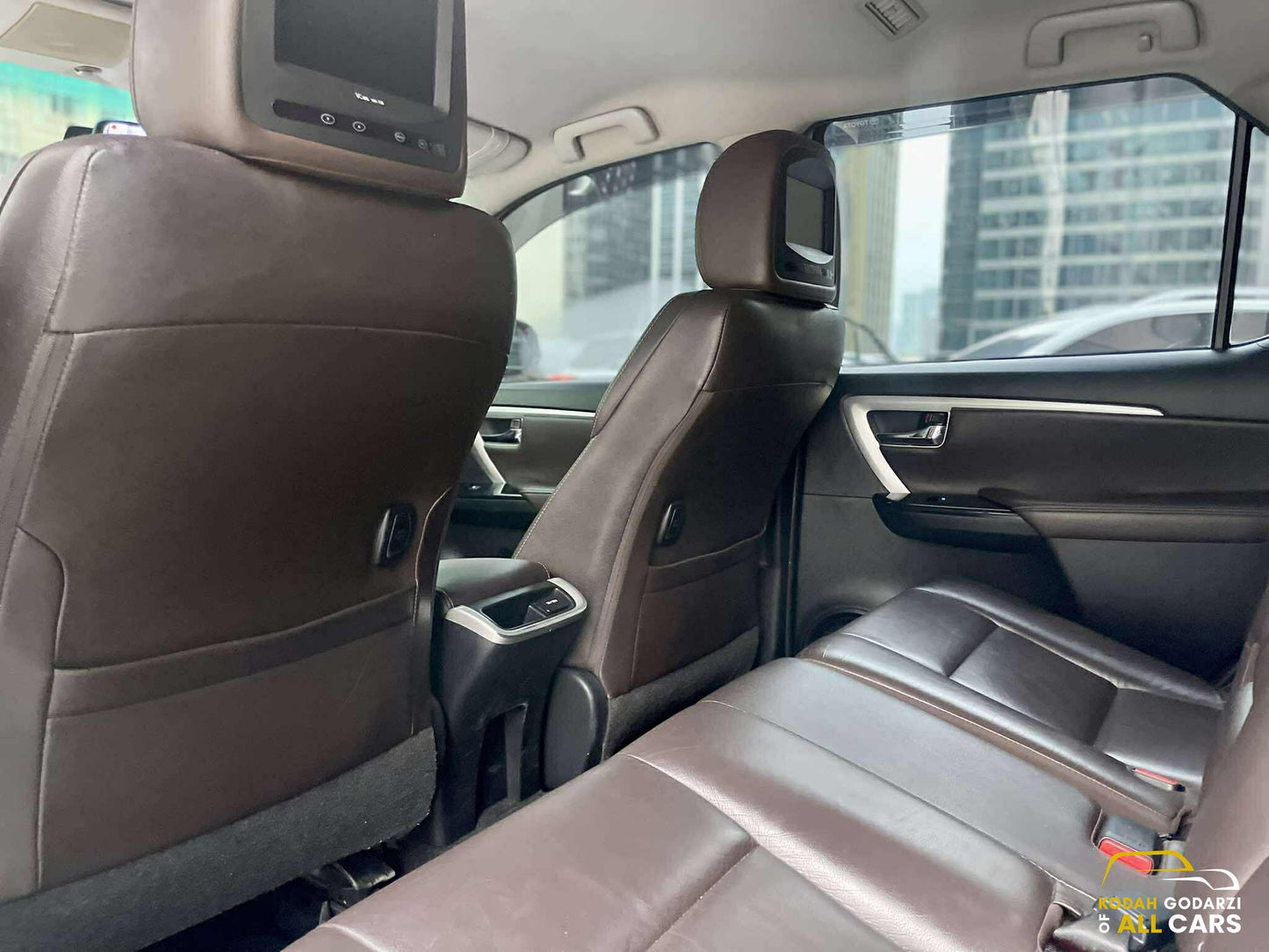 2017 Toyota Fortuner 2.4 V 4x2, Automatic, Diesel