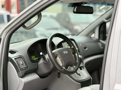 2015 Hyundai Grand Starex HVX 2.5, Automatic, Diesel