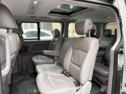 2015 Hyundai Grand Starex HVX 2.5, Automatic, Diesel